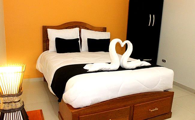 Hostal Universal Huaraz מראה חיצוני תמונה