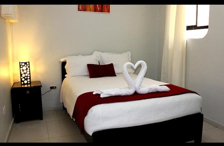 Hostal Universal Huaraz מראה חיצוני תמונה